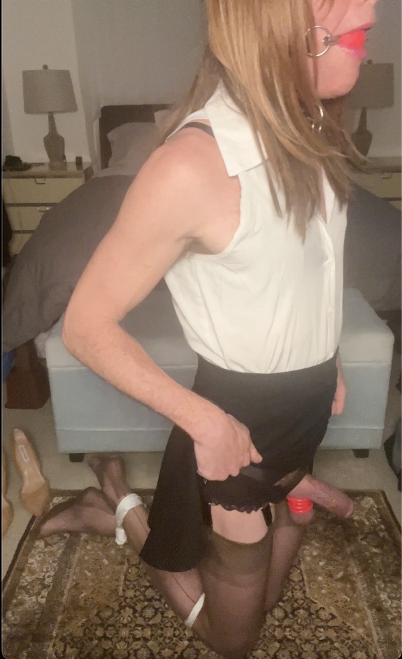 Valerie Parker, nylon bondage secretary