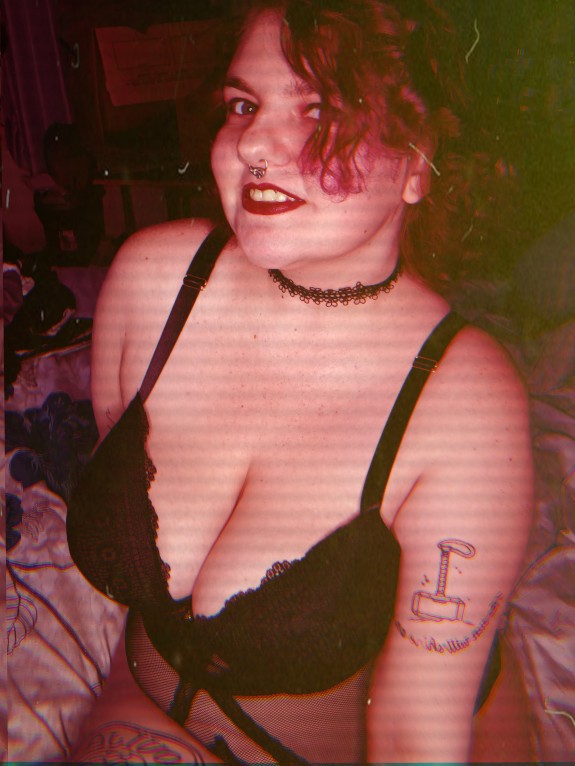 Serving..Cunt