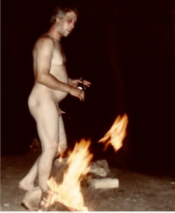 Micro penis saloppe dans les bois