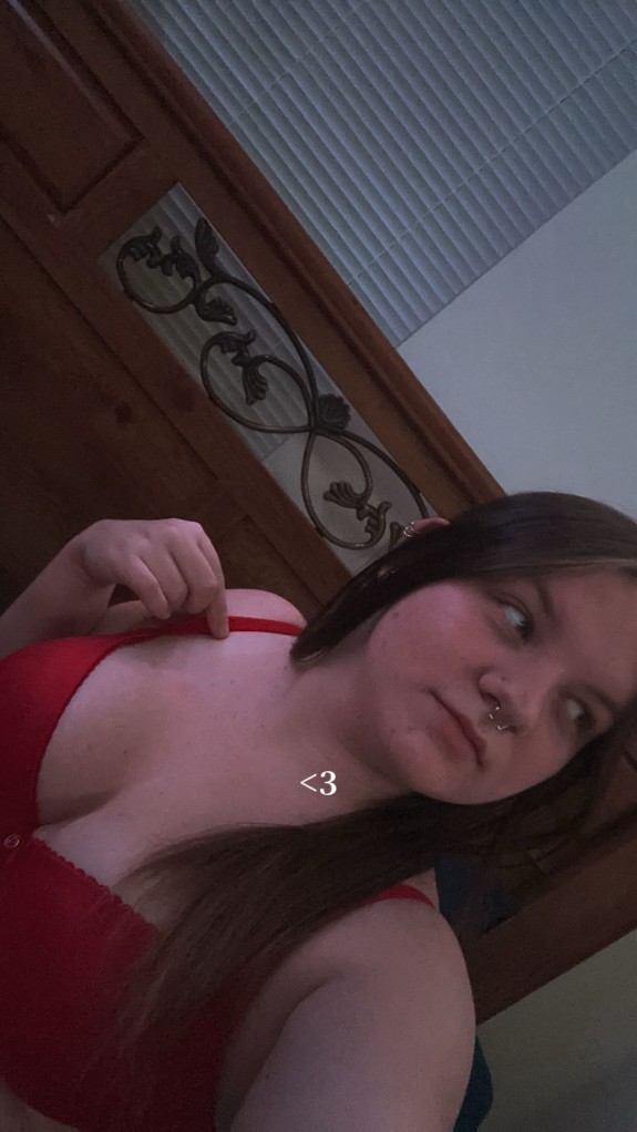 me 👀😋