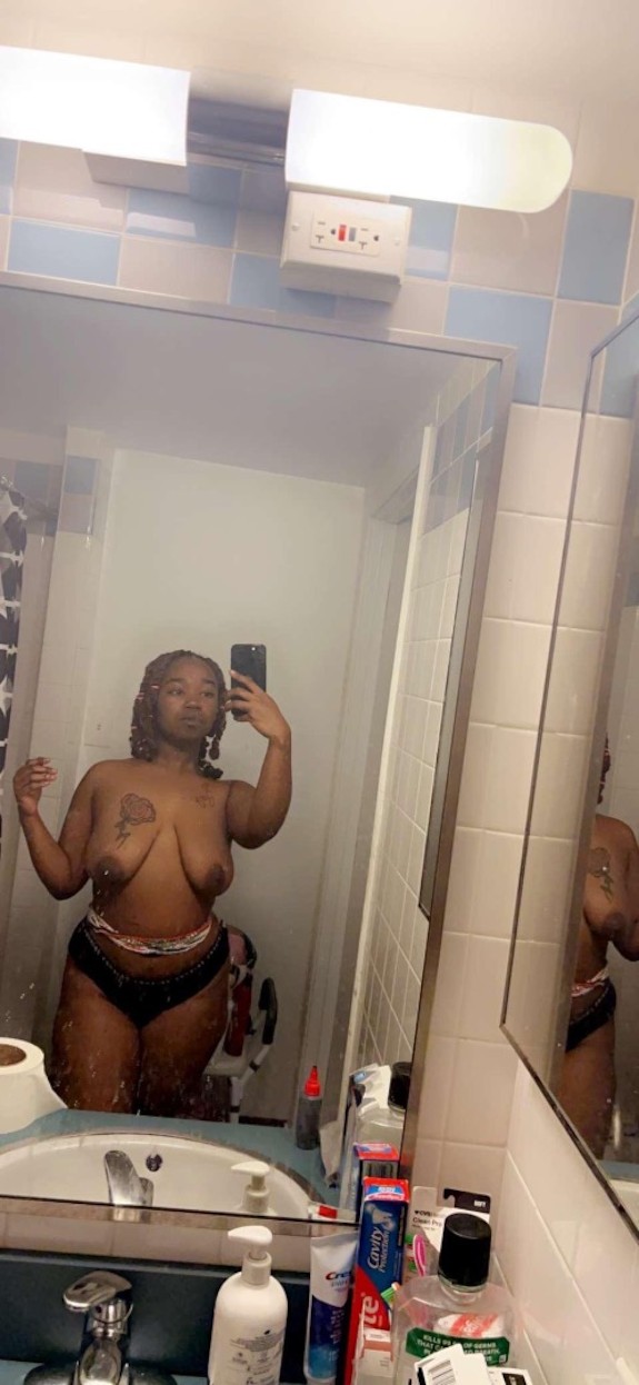 You like booobs 🍒🍒🥰🥰??