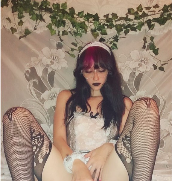 VIdeos on ManyVids