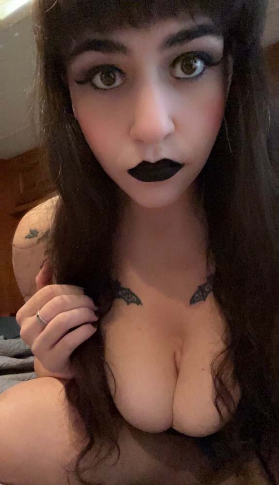New Spooky Girl