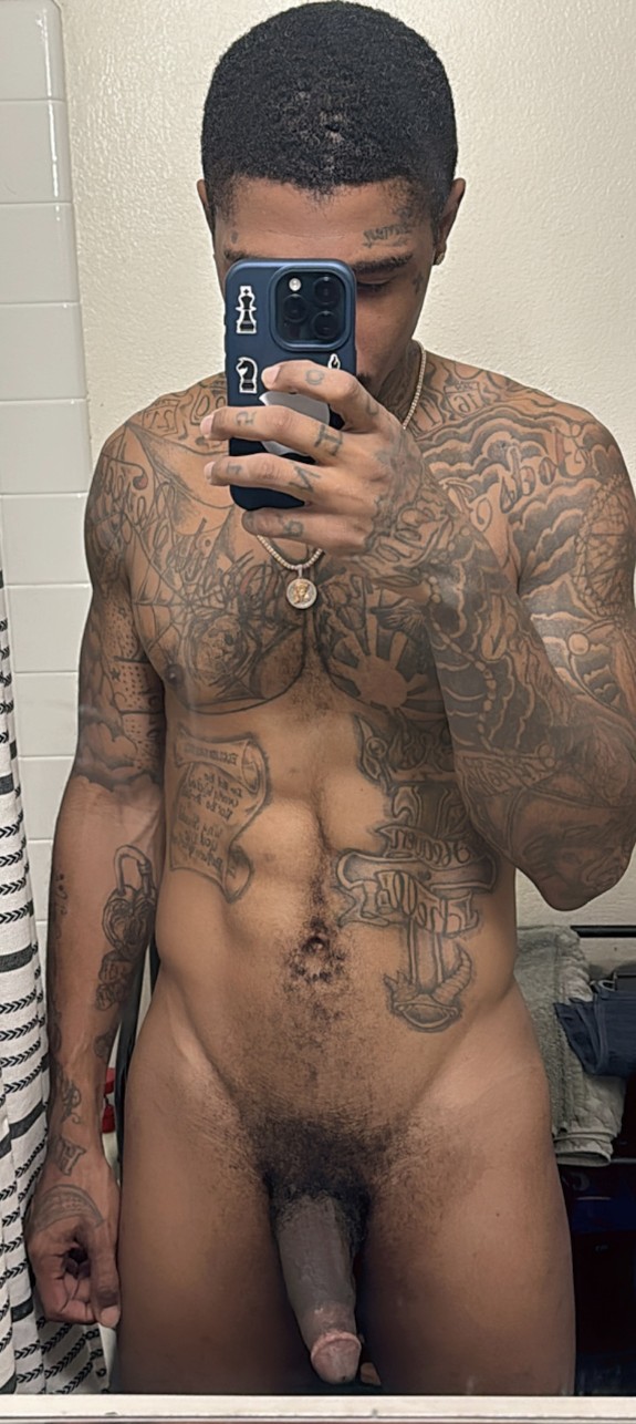 Me,myself ,and my third leg😶‍🌫️ photo