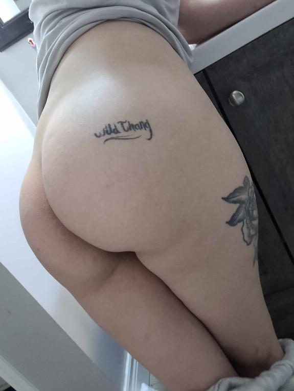My phat ass booty 🍑
