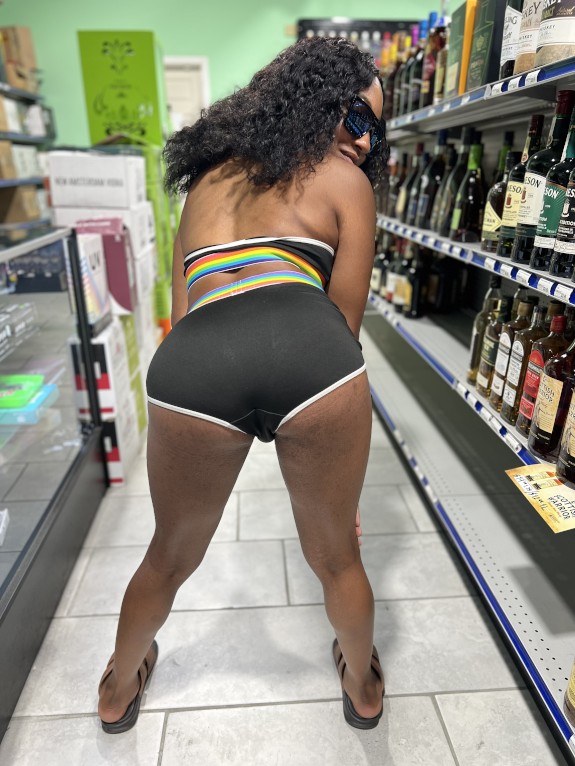 Black Pornstar fijii pornbox behind the scenes