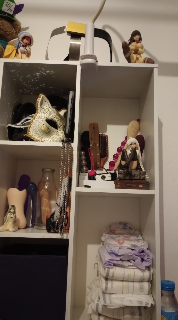 Who's got the cutest little work station? 🙋‍♀️