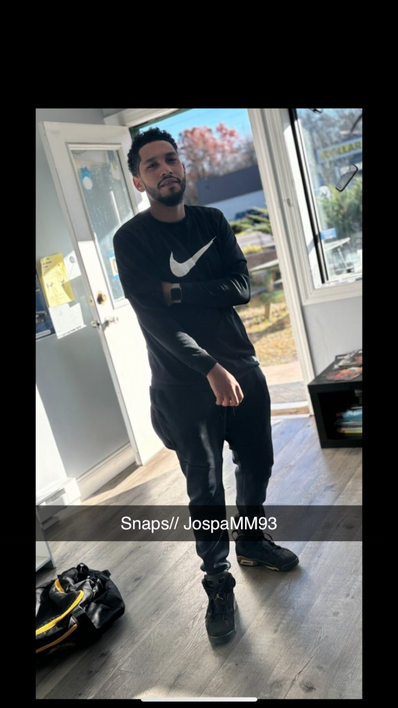 Needs sum 🍑😻😻 to throw it back swiftly on him😩 photo