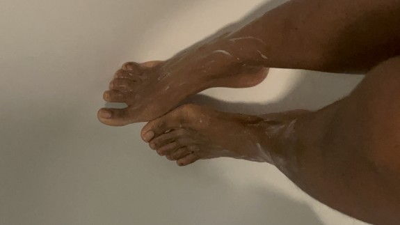 Shower Feet
