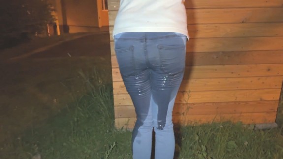 I pee every day