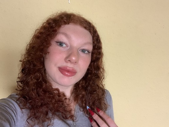 18yo red haired Teen