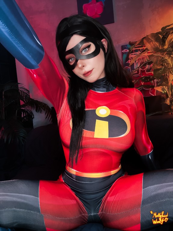 MollyRedWolf Cosplay