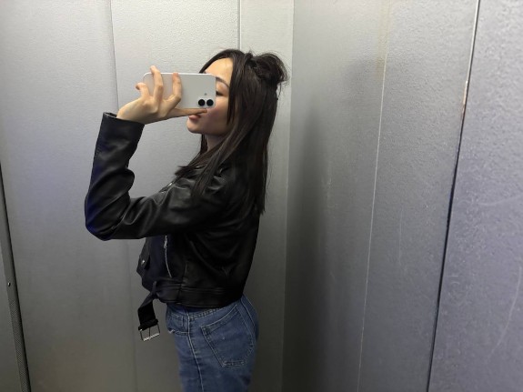 PornHub and Webcam asian model Queenelia