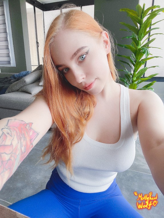 MollyRedWolf