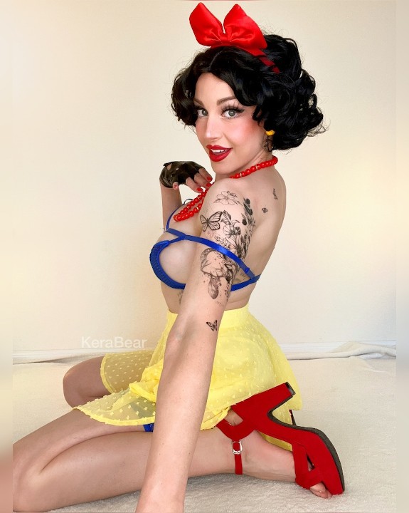 Cosplay and Costumes (More on Onlyfans & Fansly)