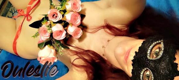 a beautifully erotic Christmas photo