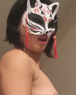 Hot Asian Yumi shows Tits and Pussy