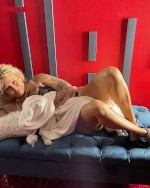 Reynamarie80's Porn Videos | Pornhub