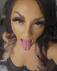 💦CumSlut milf goes back to college🔥 photo