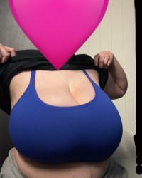 Step sister’s private snaps photo