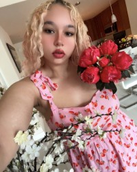 Blonde Waifu photo