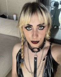 Pornellia 🙈 photo