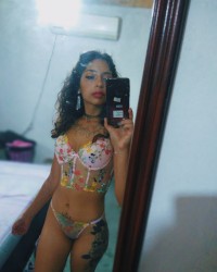 Do u like how i look sweetheart? Let me know! photo