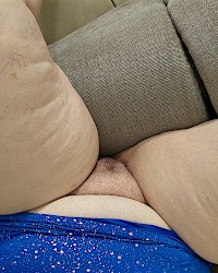 Big juicy milf photo