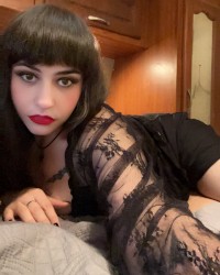 New Spooky Girl photo
