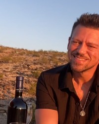 Neon Nights - Love in the Crossfire photo