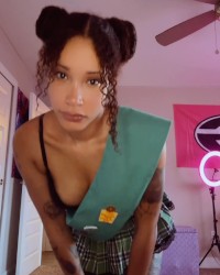 Dress up photo