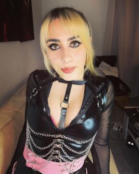 Pornellia 🙈 photo