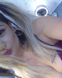 Amateur Teen Latina/ Sexy Teen slut photo