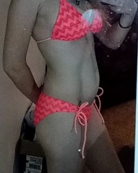 Bikinis, toes, and more 😉🫦🥵 photo