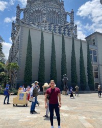 Conóceme soy un hombre heterosexual con deseos de romper culos masculinos photo