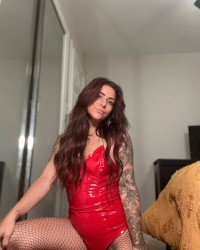 Red leather fits better photo