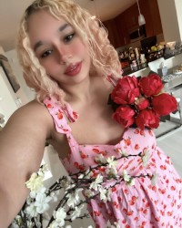 Blonde Waifu photo
