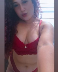 Morena rabuda photo