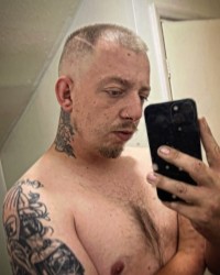 The Face Behind The Videos (homealonedad) photo