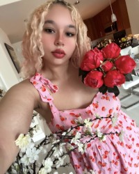 Blonde Waifu photo