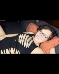 Poses and outfits photo