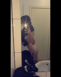 Pregnant white teen onlyfans star wetmickie photo
