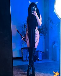 MollyRedWolf Cosplay photo