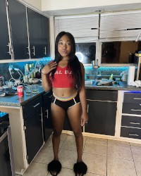 Black Pornstar fijii pornbox behind the scenes photo