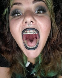 VORE Whore photo