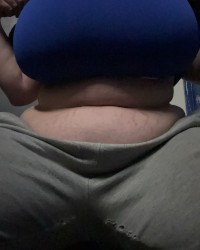 Step sister’s private snaps photo