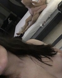 Fotos caseras de chica latina caliente con tetas  perfectas y coño rosado photo