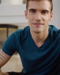 Gamer Boyfriend Jason Pierce Bets You Oral And Loses - My POV Boyfriend photo