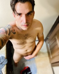 Bottom guy in Texas and I want to be in a porn movie with amazing men photo