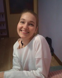 Cutie showed her pussy and tits photo